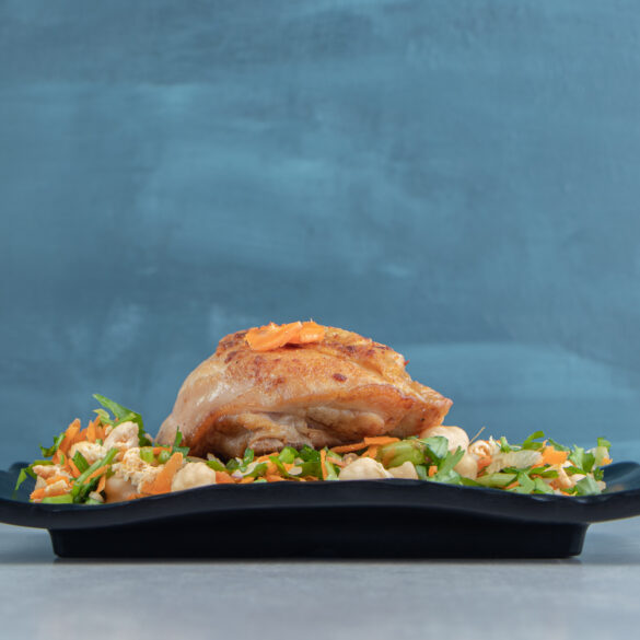 https://www.freepik.com/free-photo/black-plate-chicken-fried-meat-vegetable-salad_15695563.htm#fromView=search&page=2&position=20&uuid=cf59377a-61df-466e-aa46-d66819fc2c72 Morčacie mäso v medovo-zázvorovej omáčke, Morčacie mäso v medovo-zázvorovej omáčke